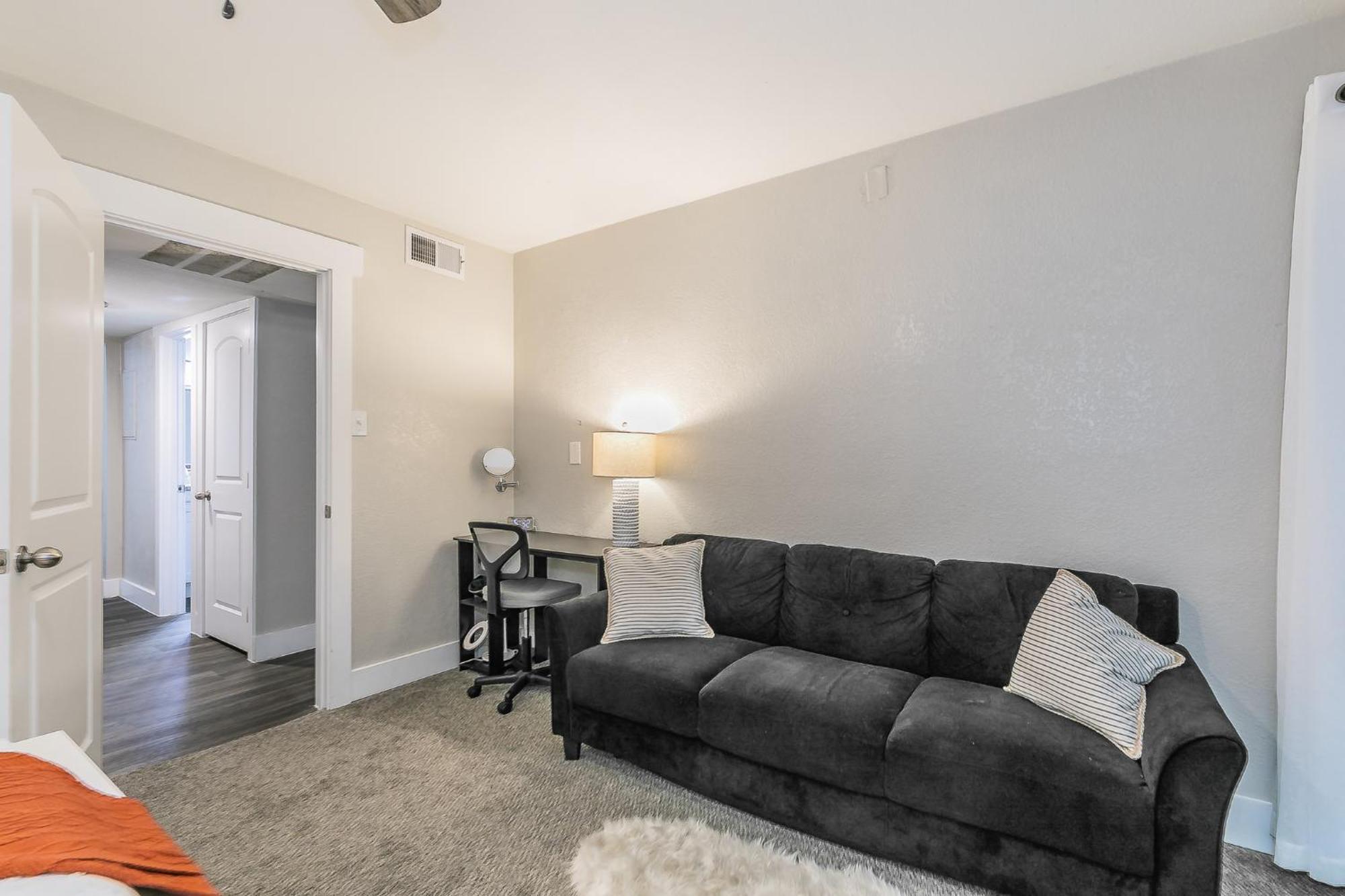 Cozy 2Br Farmhouse Apt - Sleeps 8 - Free Parking! Arlington Esterno foto